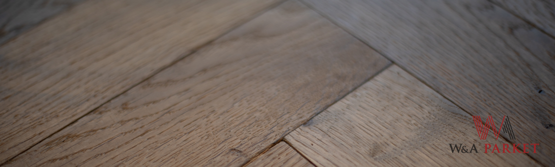 Di legno visgraat eiken verouderd parket vloer- detail foto van visgraat verouderd parket - Banner- W&A parket